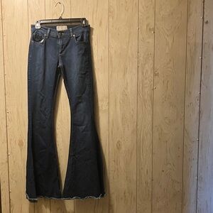 Flare Jeans✌️😎Free People size 27⭐️stretchy & comfortable